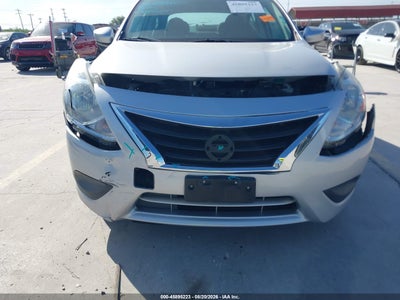 NISSAN VERSA