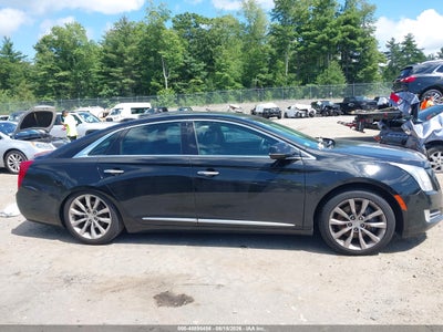 CADILLAC XTS