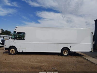2017 FORD F-59 COMMERCIAL STRIPPED 18