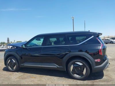 KIA EV9