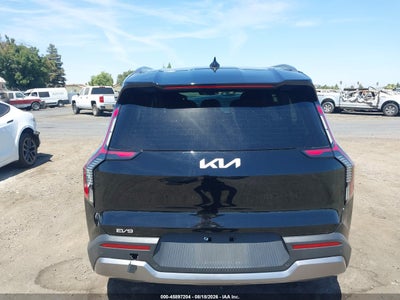 KIA EV9