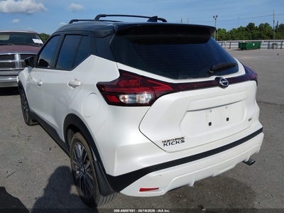 NISSAN KICKS