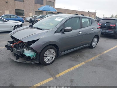 NISSAN LEAF
