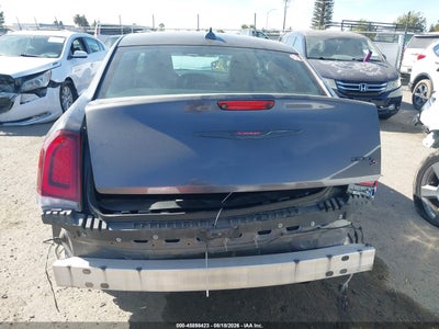 CHRYSLER 300