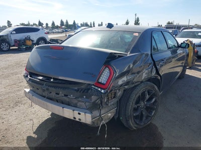 CHRYSLER 300