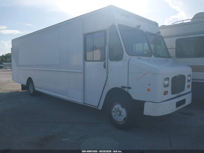 2014 Freightliner Chassis