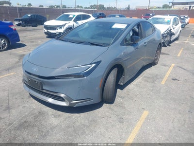 TOYOTA PRIUS PLUG-IN HYBRID