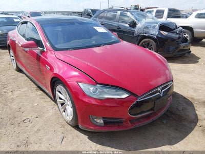2015 Tesla Model S