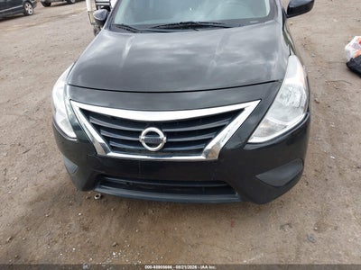 NISSAN VERSA