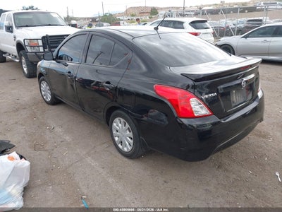NISSAN VERSA