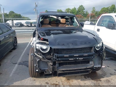 LAND ROVER DEFENDER