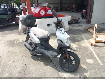 2022 Genuine Scooter Co. Roughhouse