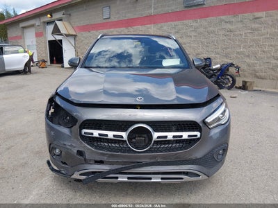 MERCEDES-BENZ GLA 250