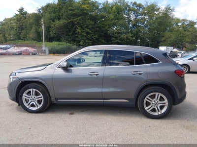 MERCEDES-BENZ GLA 250