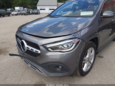 MERCEDES-BENZ GLA 250