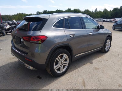 MERCEDES-BENZ GLA 250