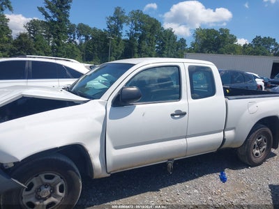 TOYOTA TACOMA