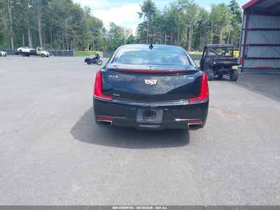 CADILLAC XTS