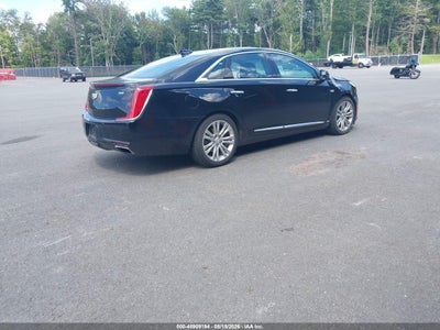 CADILLAC XTS