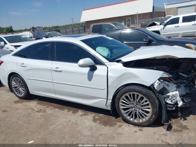 TOYOTA AVALON