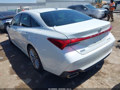 TOYOTA AVALON