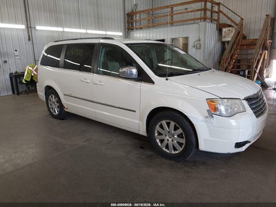 2010 Chrysler Town & Country Touring Plus