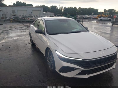 HYUNDAI ELANTRA