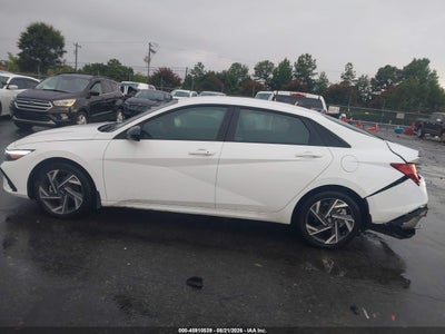 HYUNDAI ELANTRA