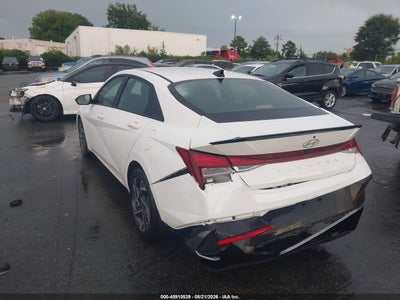 HYUNDAI ELANTRA