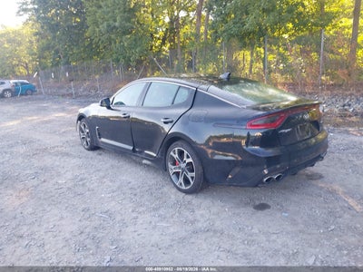 KIA STINGER