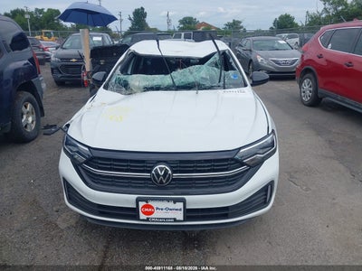 VOLKSWAGEN JETTA