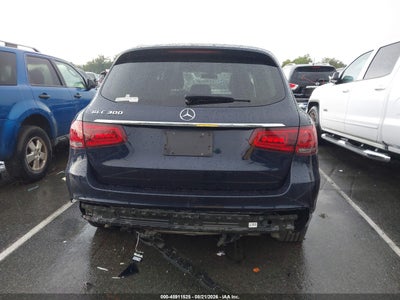 MERCEDES-BENZ GLC 300