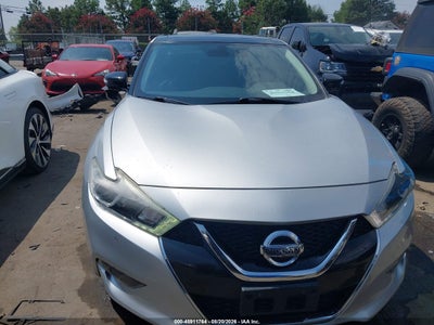 NISSAN MAXIMA