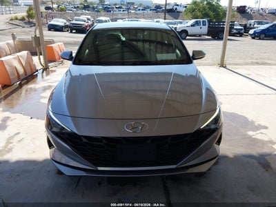 2021 HYUNDAI ELANTRA 12