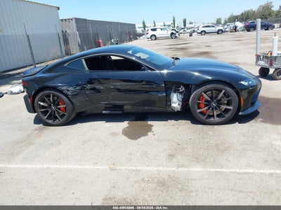 ASTON MARTIN VANTAGE