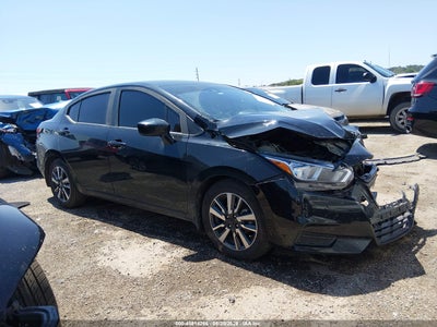 NISSAN VERSA