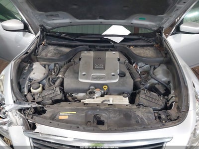INFINITI Q40