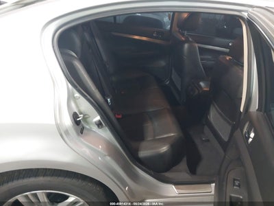 INFINITI Q40