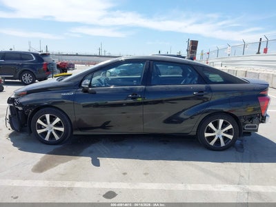 TOYOTA MIRAI