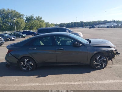 HYUNDAI ELANTRA