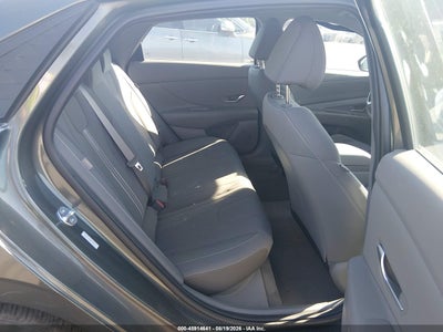 HYUNDAI ELANTRA