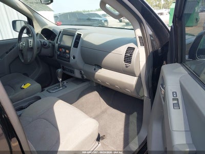NISSAN FRONTIER