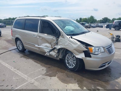 CHRYSLER TOWN & COUNTRY