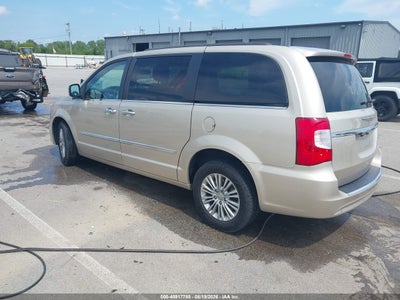 CHRYSLER TOWN & COUNTRY