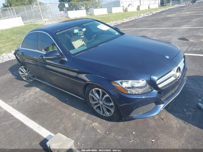 55SWF4JB2GU177031 MERCEDES-BENZ C 300 Photo 1