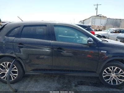 MITSUBISHI OUTLANDER SPORT