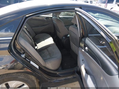 HYUNDAI SONATA HYBRID