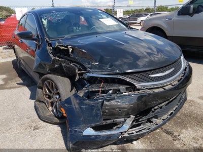 CHRYSLER 200