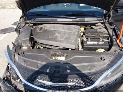 CHRYSLER 200