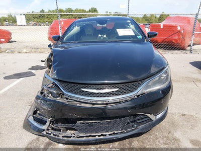 CHRYSLER 200